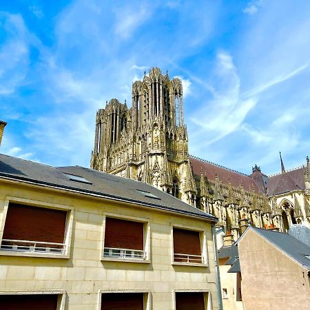 Appartement DUOMO - Hypercentre Cathédrale avec extérieur à Reims Extérieur photo