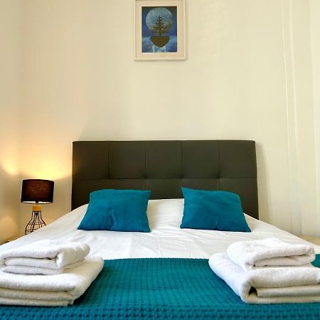 Appartement DUOMO - Hypercentre Cathédrale avec extérieur à Reims Extérieur photo